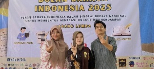 Rina Puspita, Mahasiswa Ilmu Komunikasi UM Kotabumi Raih Juara 1 Lomba Baca Puisi di Unila